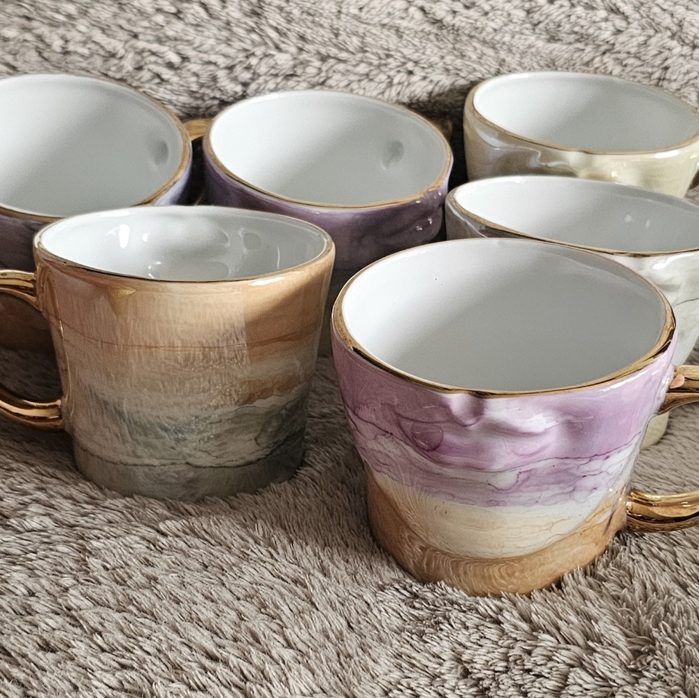 RARE CERAMIC CUP CHINA COFFEE  BY PEGEON
